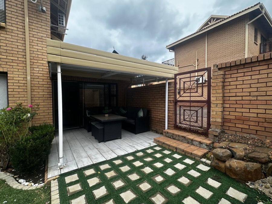 3 Bedroom Property for Sale in Heuwelsig Free State